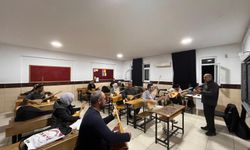 Saz Ustaları Yetişiyor!