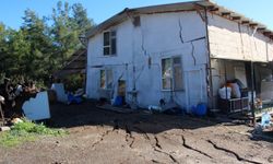 Sel ve hortumun ardından Kumluca'da heyelanla mücadele