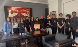 Kumlucalı Öğrencilerden Robotik Turnuvasında Büyük Başarı