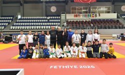 Kumluca Judo Takımından Büyük Başarı: 12 Sporcu Kürsüde