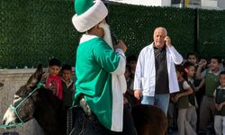 ATATÜRK İLKOKULU’NDA ‘E’ HARFİNİ NASRETTİN HOCA VE EŞEĞİYLE ÖĞRENDİLER