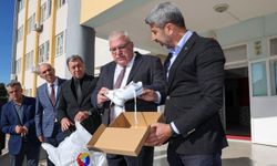 KUTBO’DAN 525 ÖĞRENCİYE AYAKKABI DESTEĞİ