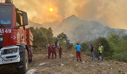 Kemer'deki orman yangını 4'üncü gününde