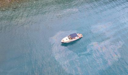 Kemer'de Deniz Kirliliği: Tekne Seferden Men Edildi