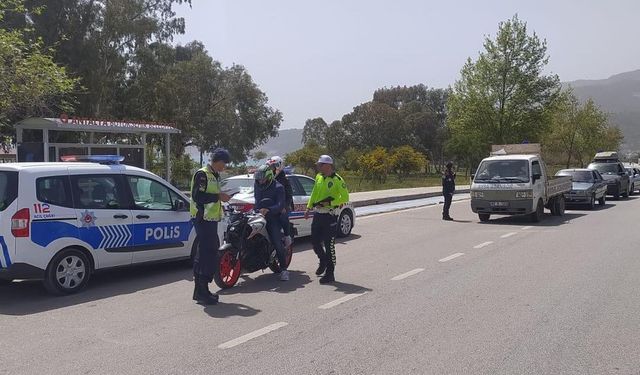 Finike ilçe Emniyeti ve Jandarması suçlulara göz açtırmıyor.