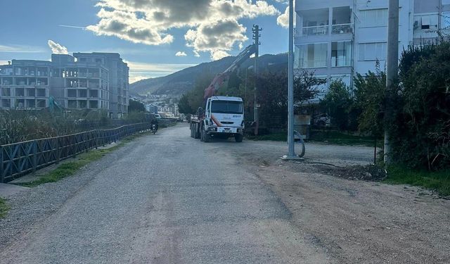 Kum Mahallesi'nde Elektrik Telleri Yeraltına Alındı