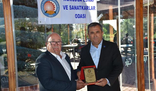 Çeyrek Asırlık Emektarlara, Plaket