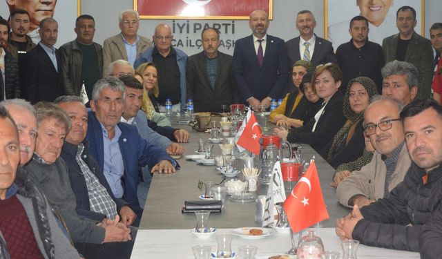 İYİ Parti Kumluca'da Yeni Yönetim Toplandı