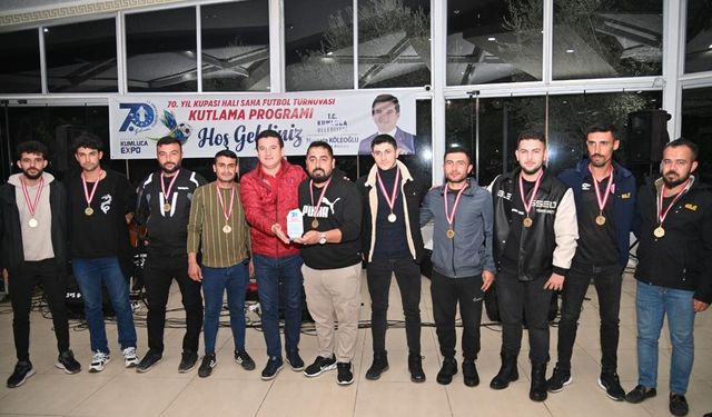 70. Yıl Halı Saha Futbol Turnuvası Katılımcıları İçin Yemek Düzenledi