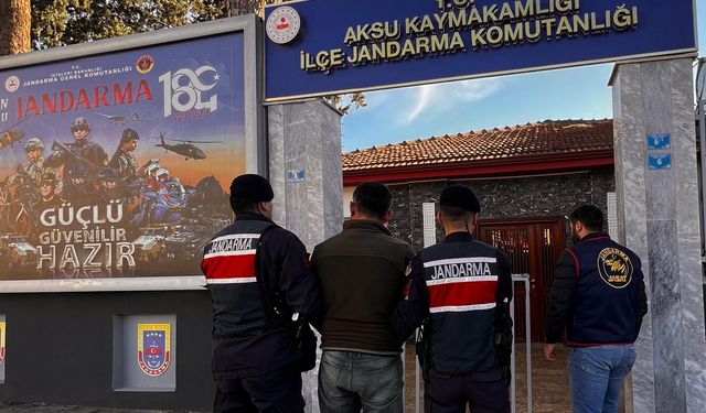 Antalya'da 296 Aranan Şüpheli Yakalandı