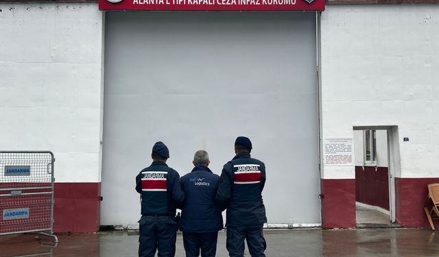 Aranan şahıslar Antalya'da yakalandı!..