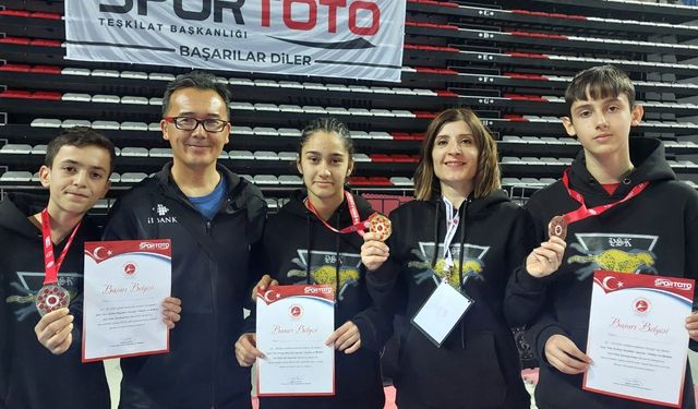 Ecrin Ayrancı, Kickboks Türkiye Şampiyonu Oldu