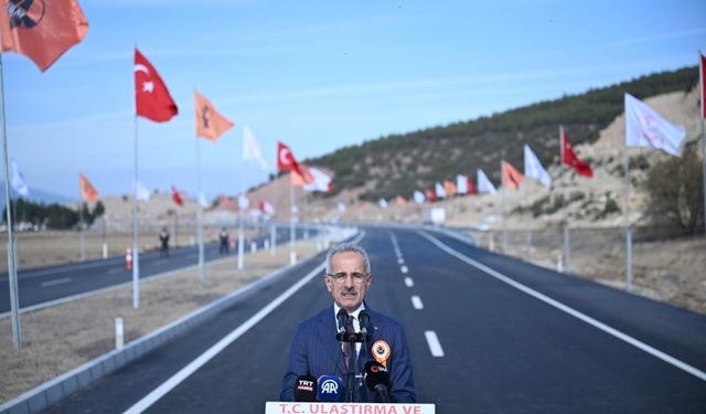 “KUMLUCA ÇEVRE YOLU  BÖLÜNMÜŞ YOL STANDARTLARINA GETİRİLECEK”