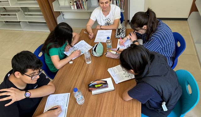 BAHÇEŞEHİR KOLEJİ KUMLUCA KAMPÜSÜ’NDEN ÜNİVERSİTEYE HAZIRLIKTA YENİLİKÇİ YAKLAŞIM