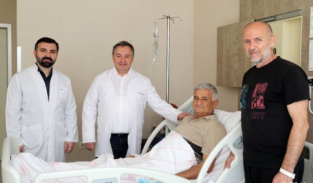 'Kumlucalı Jason' Ağabeyini Böbrek Yetmezliğinden Kurtardı