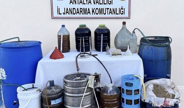 Kumluca’da 800 Litre Kaçak Alkol Ele Geçirildi