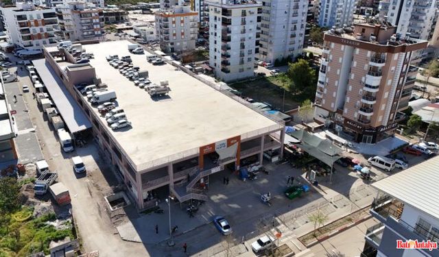 Kumluca’da Vatandaşlardan İkinci Pazar Yeri Talebi