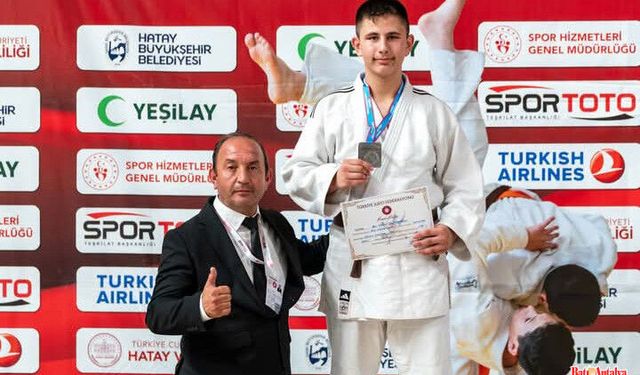 Kumlucalı Antrenöre Milli Görev