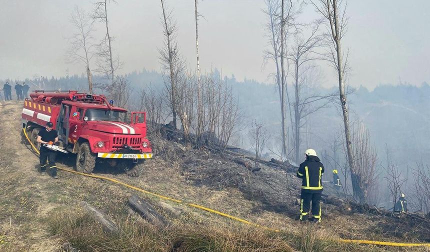 Ukrayna’da orman yangını: 5 kilometrelik alana yayıldı