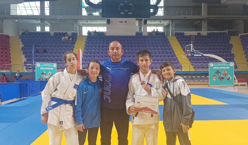 Kumluca Demirspor'dan Judo'da Başarı