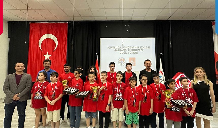 BAHÇEŞEHİR KOLEJİ KUMLUCA KAMPÜSÜ SATRANÇ TURNUVASINA DAMGASINI VURDU