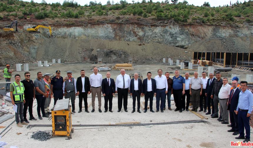 KUMLUCA’DA ELEKTRİK KESİNTİSİNE KALICI ÇÖZÜM