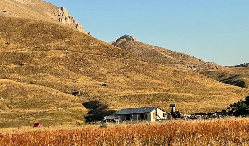 21. YÜZYILDA ELEKTRİKSİZ VE  SUSUZ KALAN YAYLA; YAVŞANLI