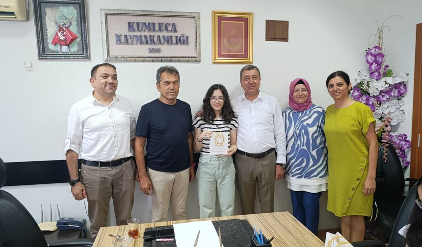 LGS ŞAMPİYONLARI ALTINLA TAÇLANDIRILDI