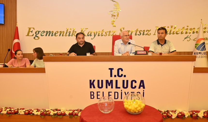 KUMLUCA’DA 30 AĞUSTOS ZAFER KUPASI  PLAJ VOLEYBOLU TURNUVASI BAŞLIYOR!