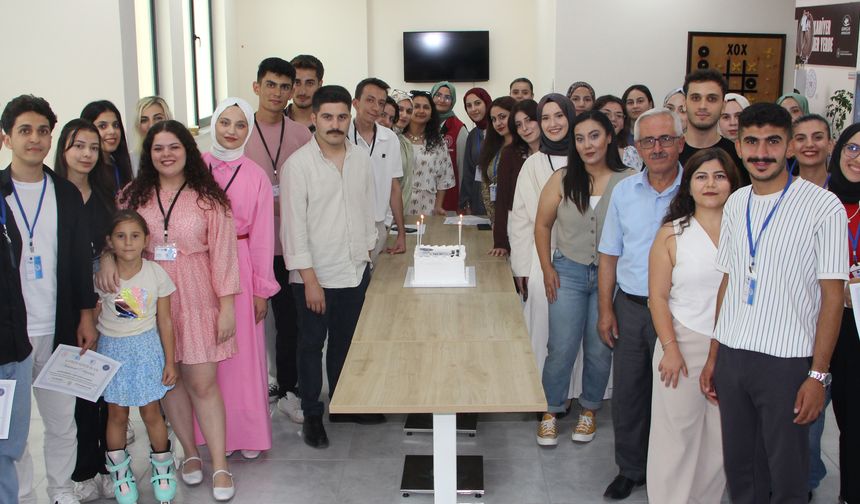 KUMLUCA'DA YAPAY ZEKÂ DESTEKLİ EĞİTİM ÇALIŞTAYI