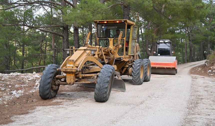 Çaltı Ve Karacaören’de Yol Bakımı