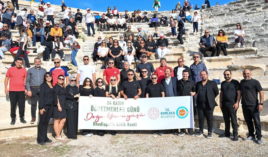 Öğretmenler Rhodıapolıs’e Yürüdü