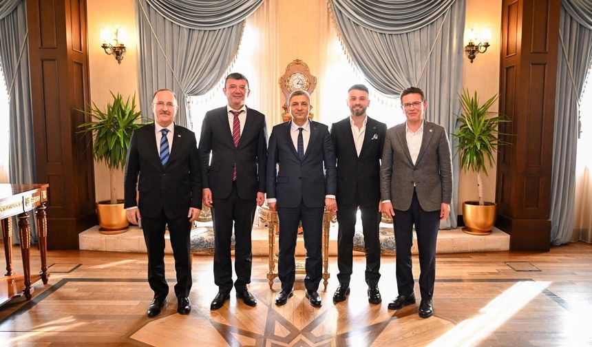 Hayırsever İş İnsanı Murat Günay’dan  Antalya Valisi Hulusi Şahin’e Ziyaret