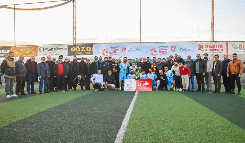 Kupa Ve Madalyalar Sahiplerini Buldu