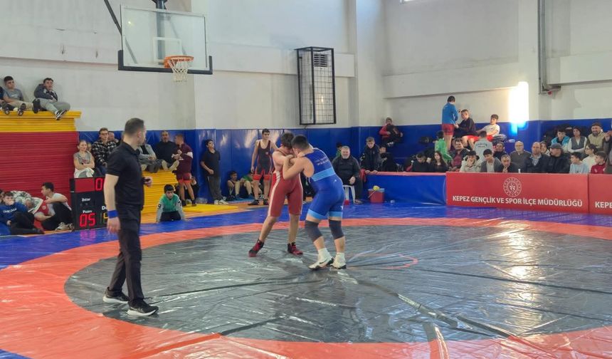 Kumluca Güreşte İl Gururu Yaşadı