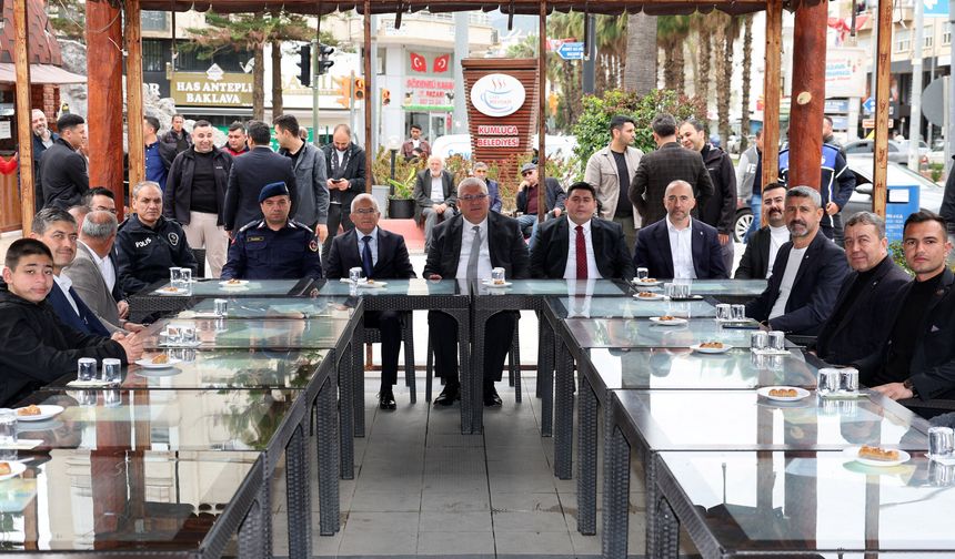 Bayramda Kumluca Tek Yürek Oldu