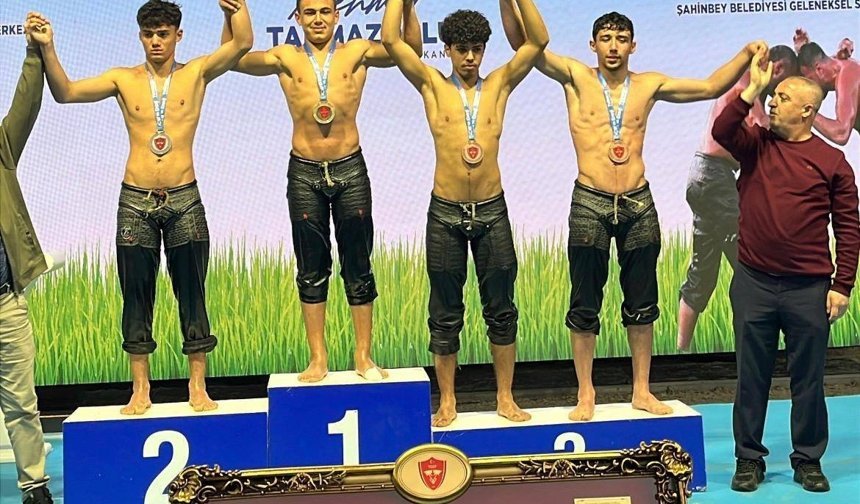 Kumluca’nın Pehlivanlarından Türkiye Derecesi