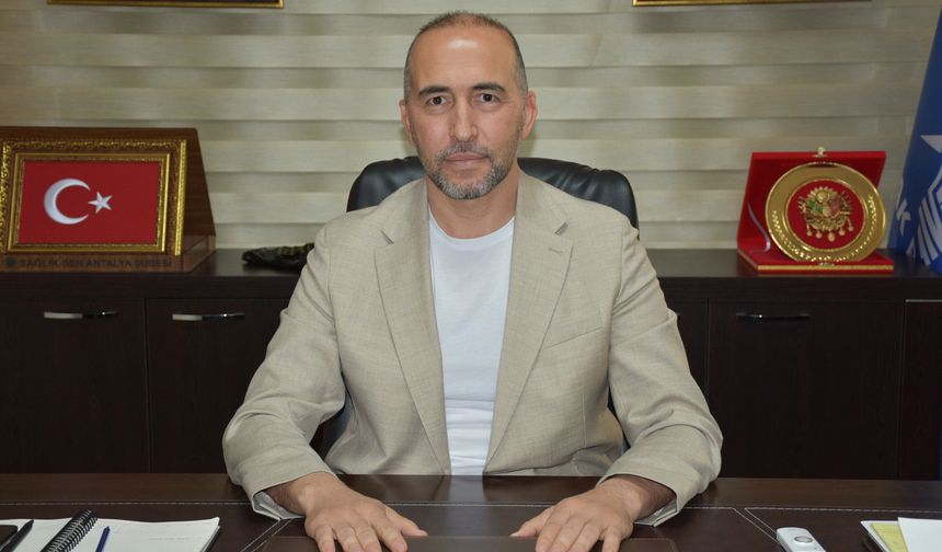 AK Parti Kumluca İlçe Başkanı Bekir Paslıkılıç:  “Kumluca Devlet Hastanesi’nde  Tarihi Kadro Artışı Sağladık”