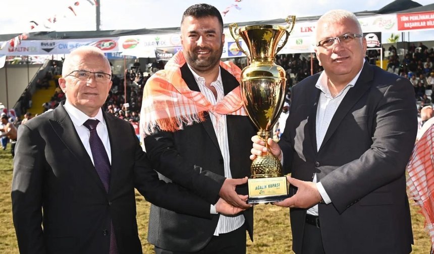 Yaraş: Kumluca’dan Kazandık, Yine Kumluca İçin Harcıyoruz!