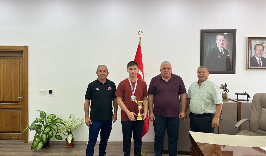 Kumluca'da Milli Judocuya Ödül