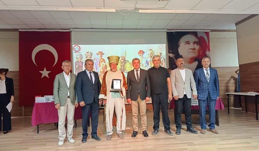 52 Yıllık Terzi Yılın Ahisi Seçildi