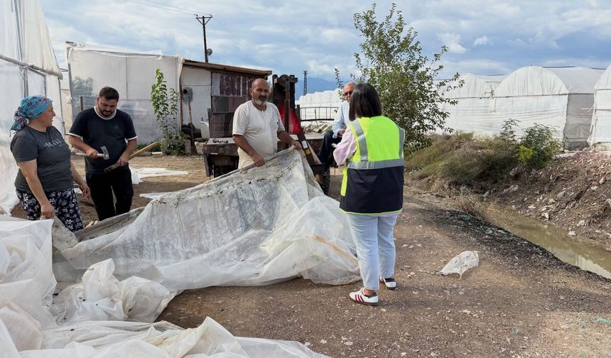 BÜYÜKŞEHİR, AFETZEDELERE SERA NAYLONU DESTEĞİNDE BULUNACAK
